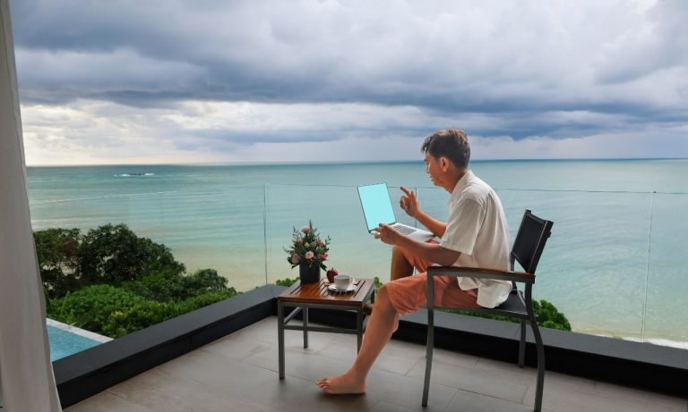 Packing List for Digital Nomads