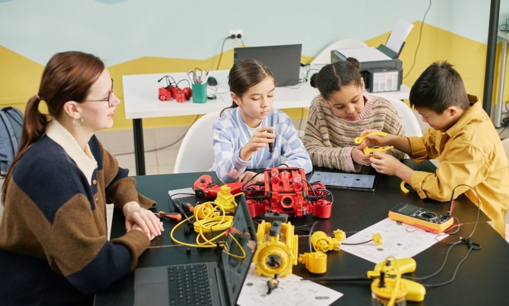 How to Integrate STEM into Your Gifted & Talented Program