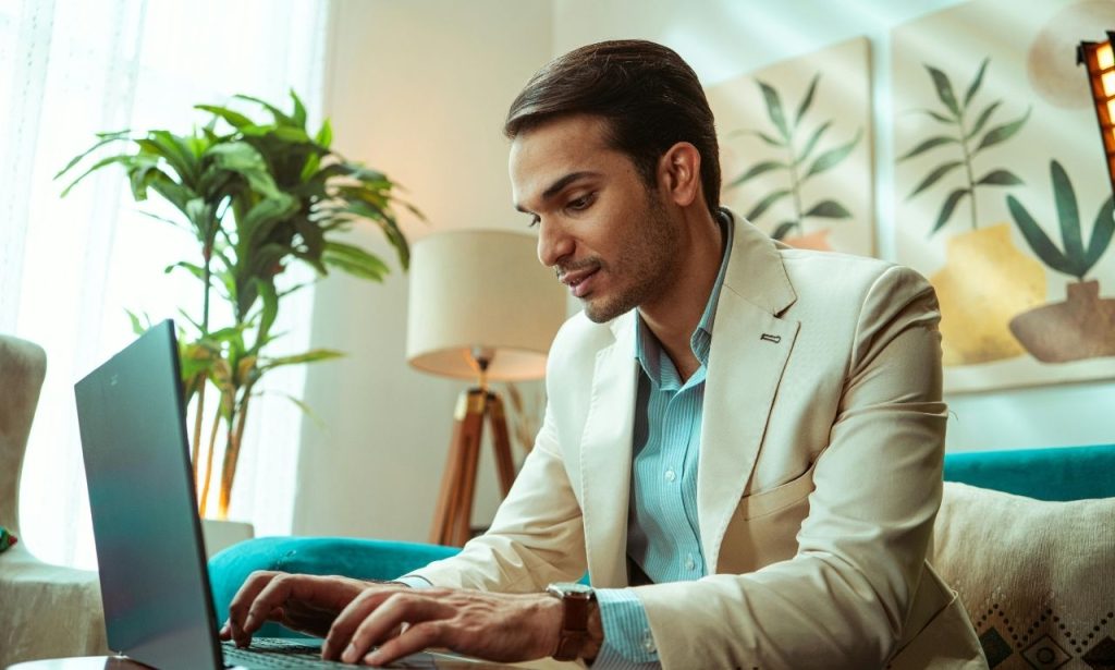 What are the 10 Part-Time Remote Jobs for Extra Cash?